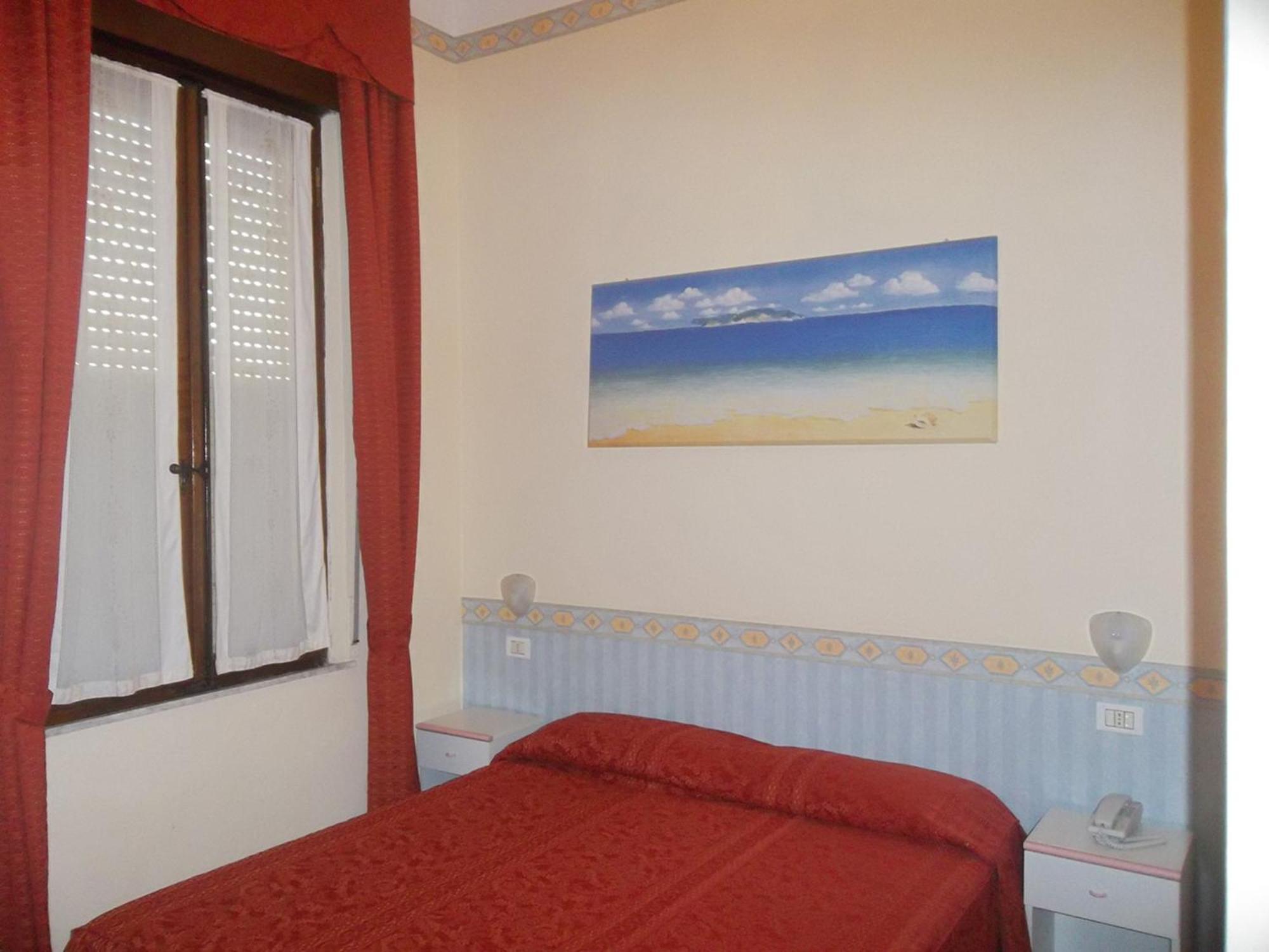 Hotel Lo Squalo Grottammare Cameră foto